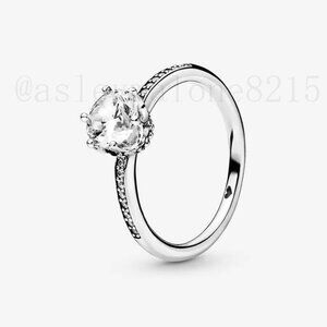 Pandora Clear Sparkling Crown Solitaire Ring